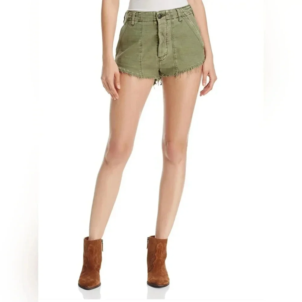 Free People Shorts Raw Frayed hems Tan brown Size 4 Pockets Beach Resort…